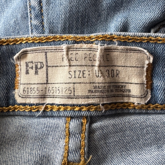 Free People‎ Busted Denim Distressed Skinny Jean - Picture 6 of 6